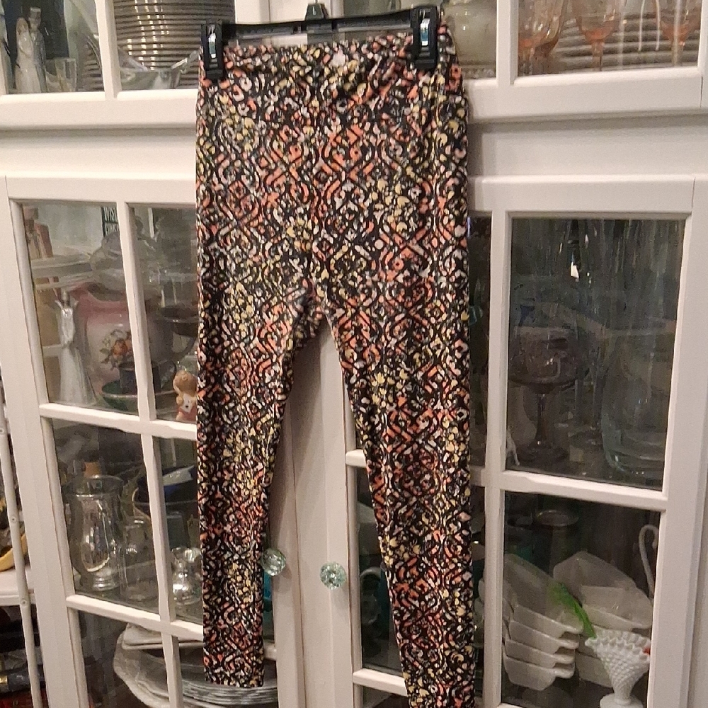 LuLaRoe Multicolor Patterned Leggings